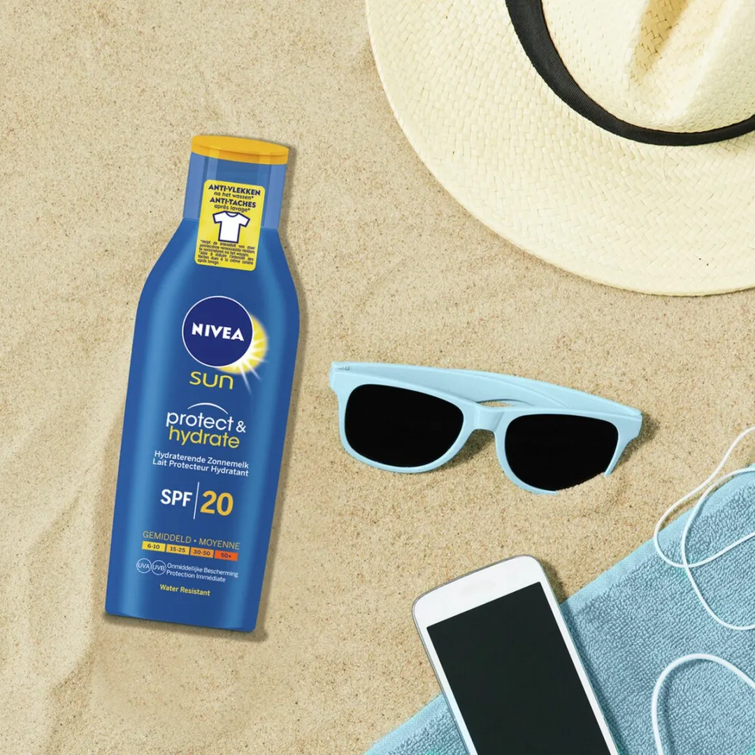 NIVEA Sun Protect & Hydrate Zonnemelk SPF 20 - 2x200ml