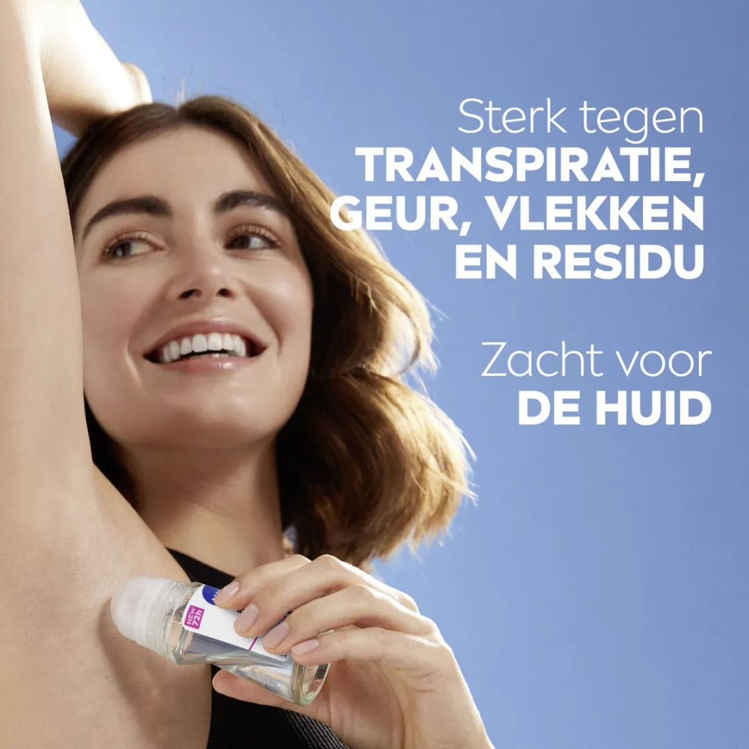 NIVEA Invisible For Black & White Anti-Transpirant Roller - 300ml