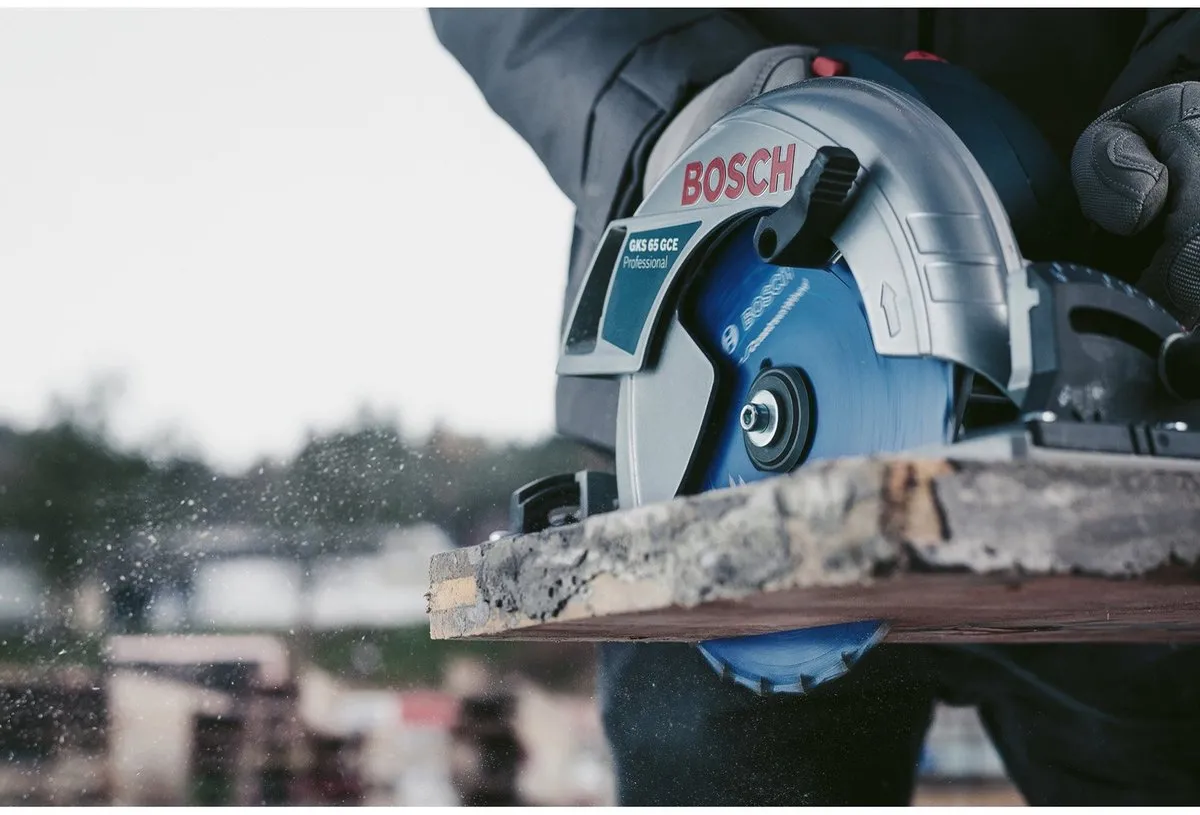 Bosch Professional Blad Expert for Construct Wood 235x30x2 Zaagblad - 30 Tanden - afbeelding 6 van 6