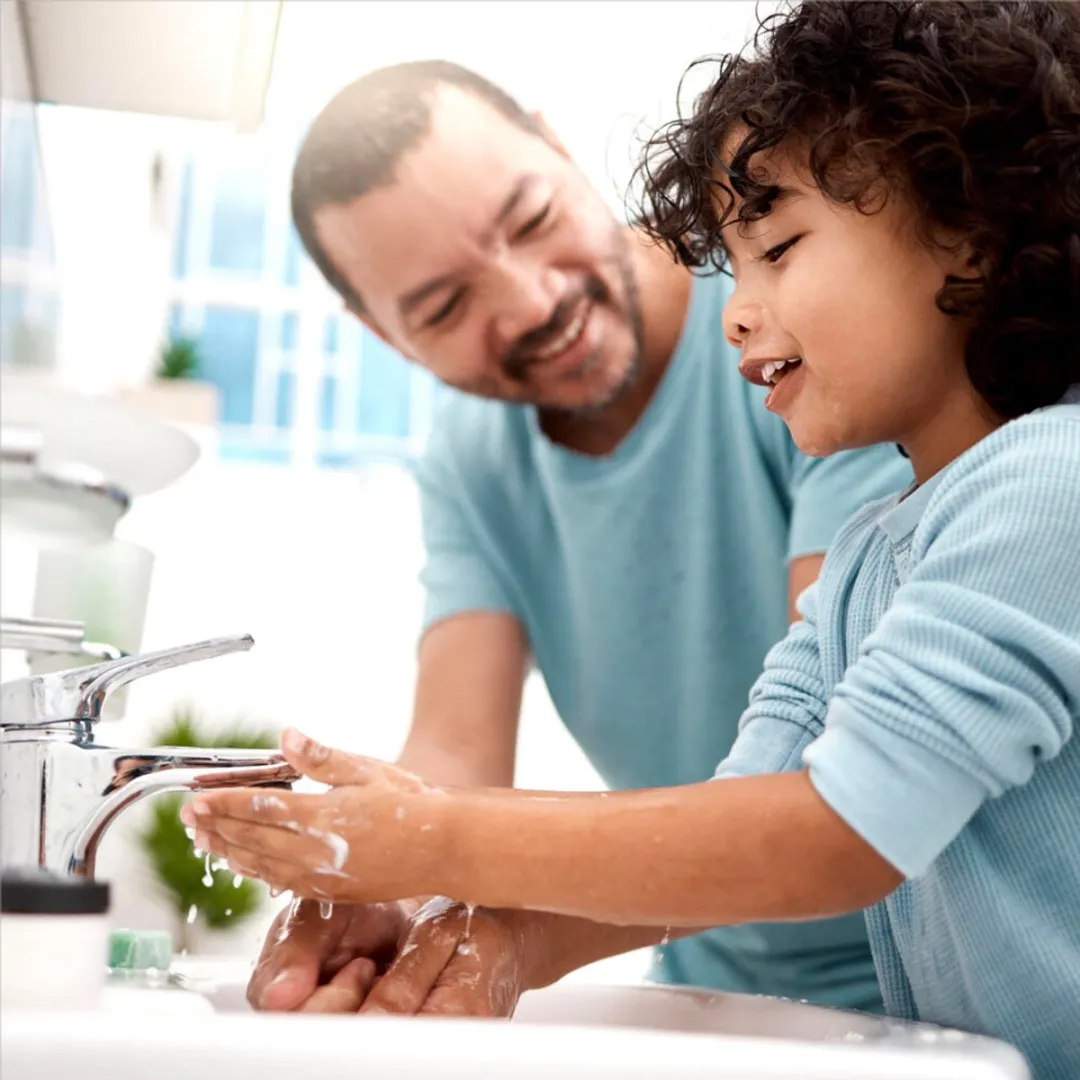 6 x Palmolive - Handzeep - Met Pomp - Hygiëne Plus Kitchen - 300ml - Keukenhandzeep - Antibacterieel - Anti-geur - Hygiëne - Handen Reinigen