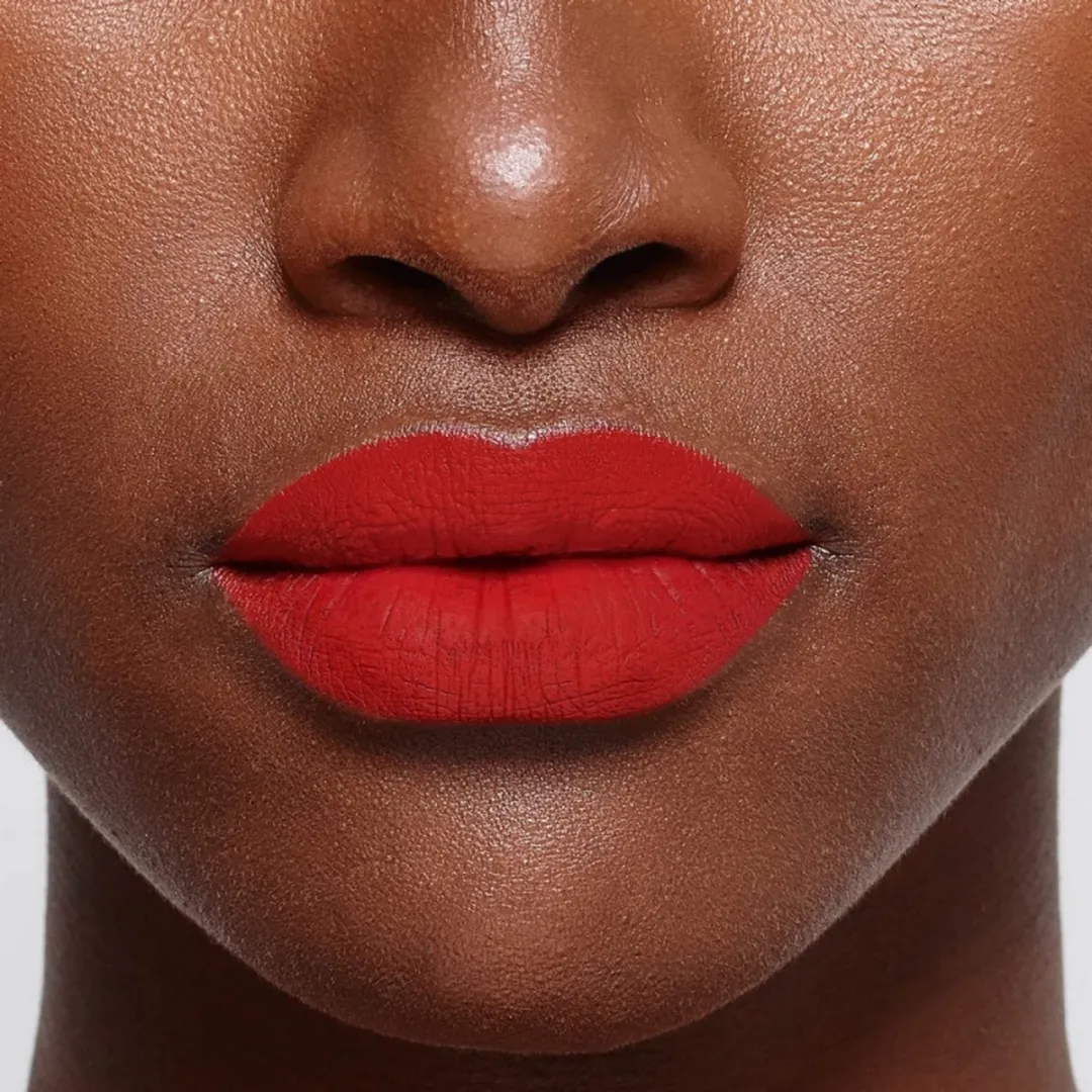 L'Oréal Paris Color Riche Intense Volume Matte Lipstick 336 Le Rouge Avant-Garde - 1,8g