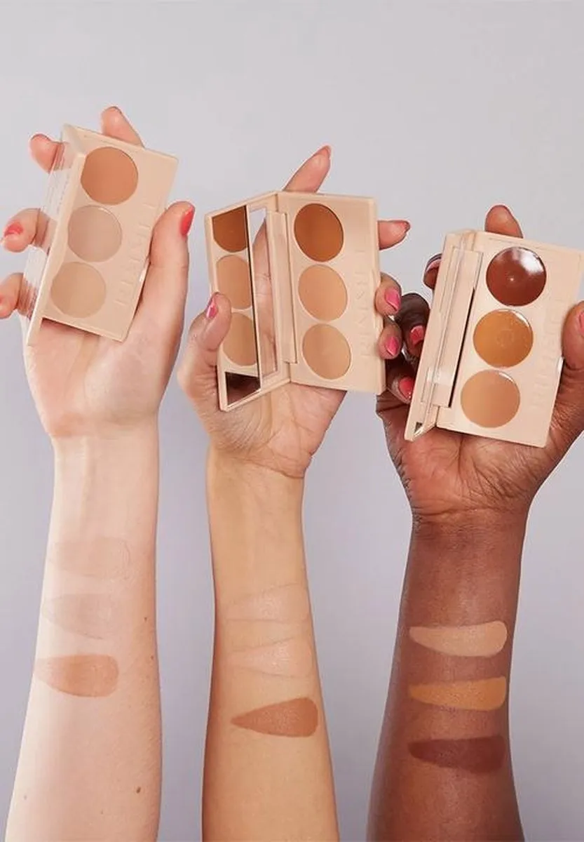 Rimmel London Insta Conceal & Contour Palette - 8.4g - Lichte huidskleur