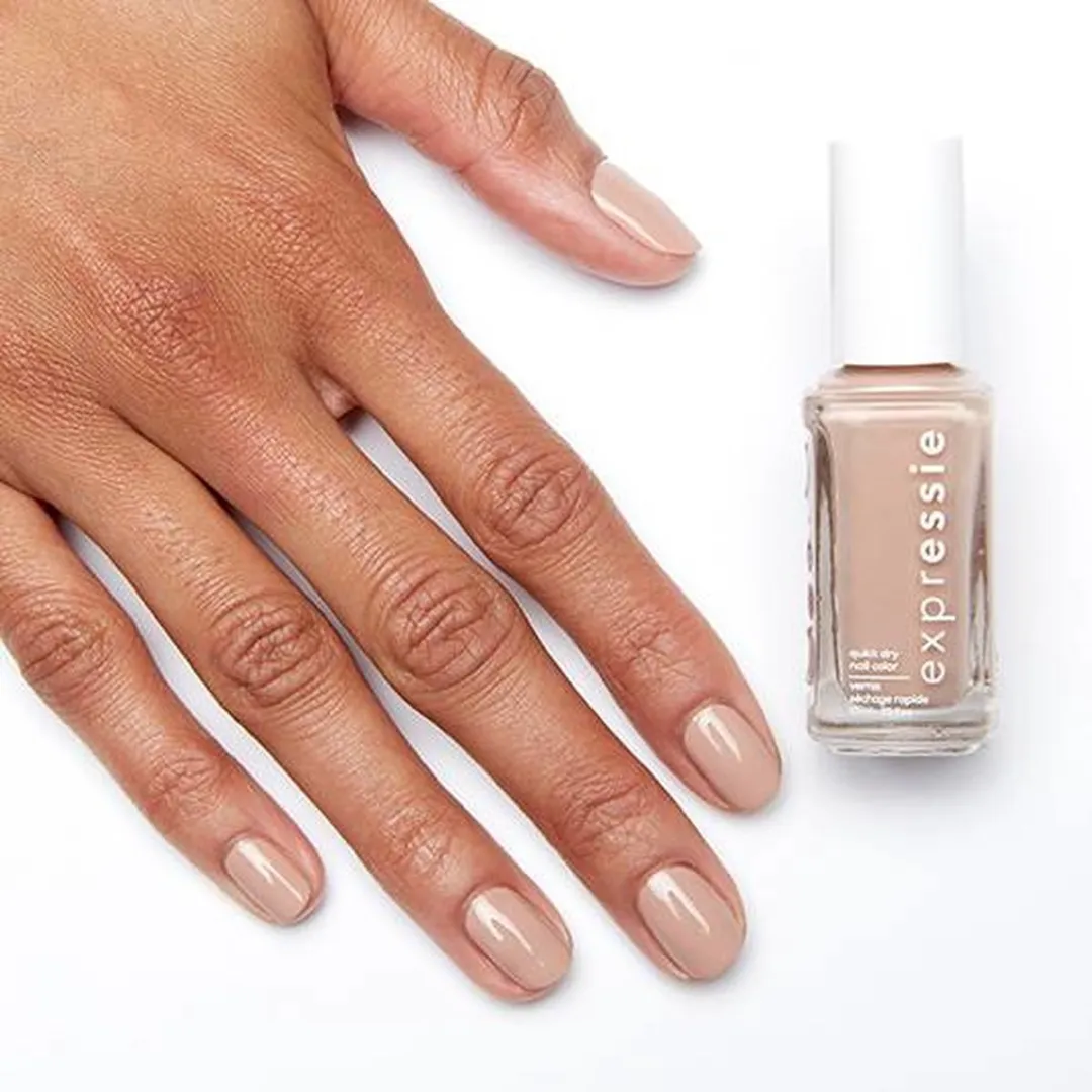 essie Expressie 60 Buns Up Nude Nagellak 10ml