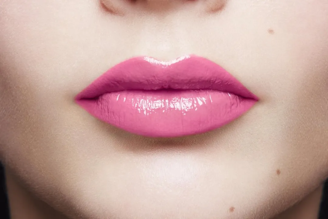 L'Oréal Paris Infallible Lip Paint Matte 103 Fuschia Wars - 8ml