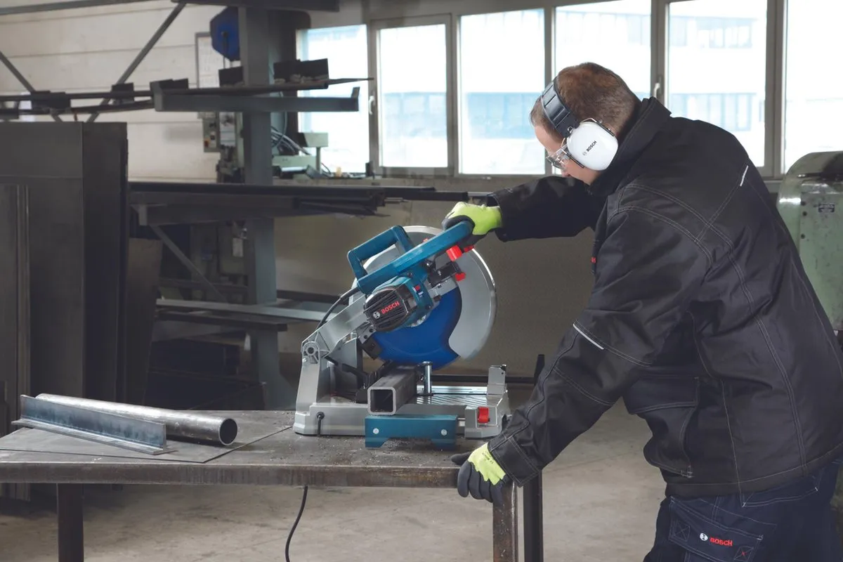 Bosch Professional Cirkelzaagblad Expert for Steel 305mm - 60 Tanden - afbeelding 6 van 6