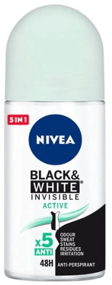 NIVEA Black & White Invisible Deodorant Roller 50ml