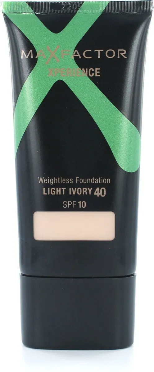 Max Factor Xperience Weightless Foundation 40 Light Ivory - 30ml