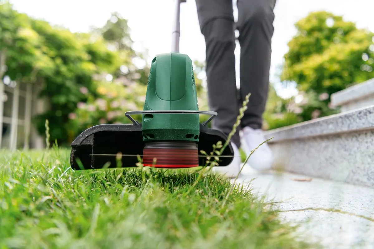 Bosch EasyGrassCut 18V-230 Grastrimmer - 23mm