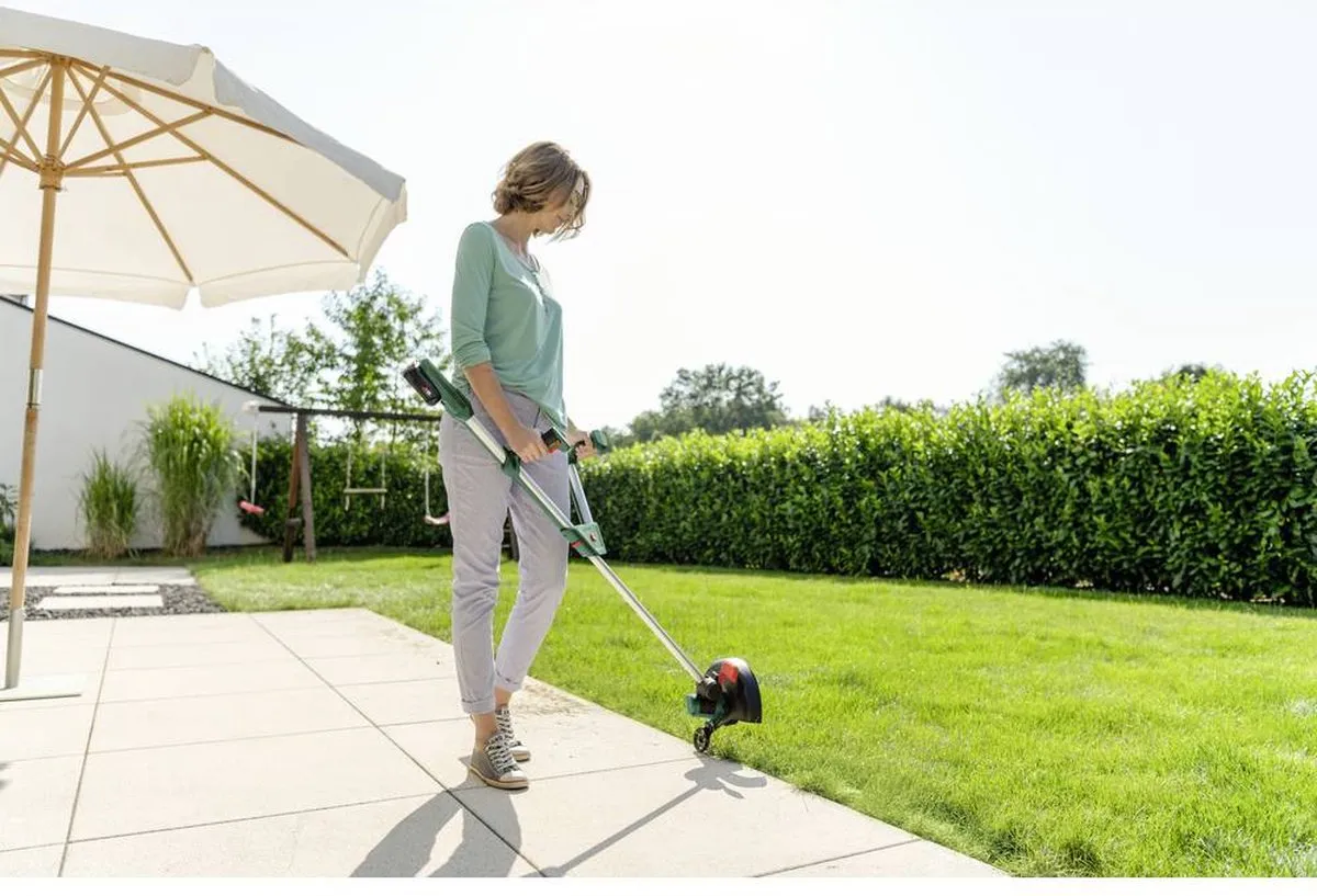Bosch UniversalGrassCut 18V-26 Grastrimmer - 26mm Snijbreedte
