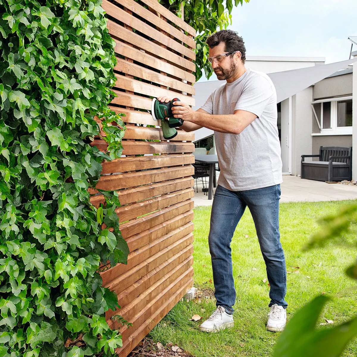 Bosch EasyOrbit 18V-10 - Excenterschuurmachine - Exclusief accu en lader - Inclusief Schuurblad K80