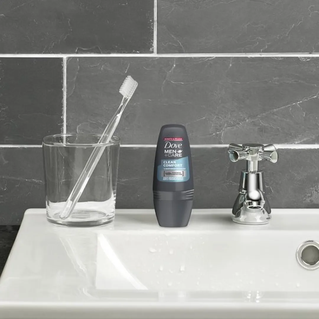Dove Men+Care Clean Comfort Deo Roller - 150ml (3x50ml)