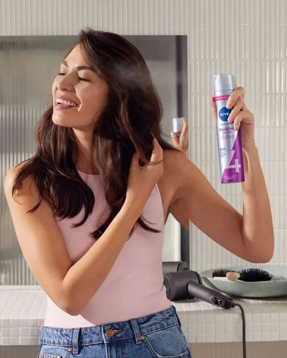 NIVEA Diamond Gloss Haarspray 250ml