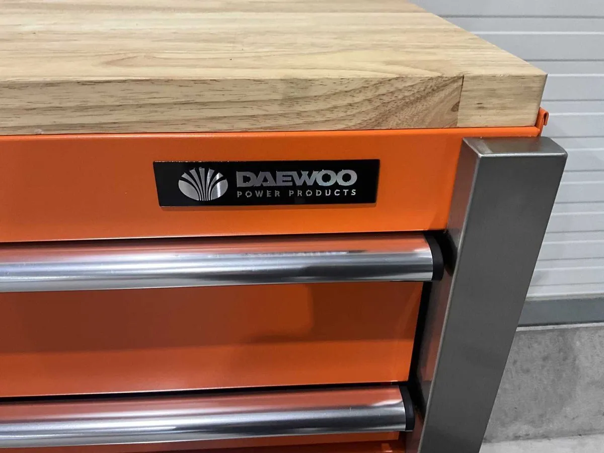 Daewoo DAMW 387 Gereedschapswagen - 11 Lades - 387-delig