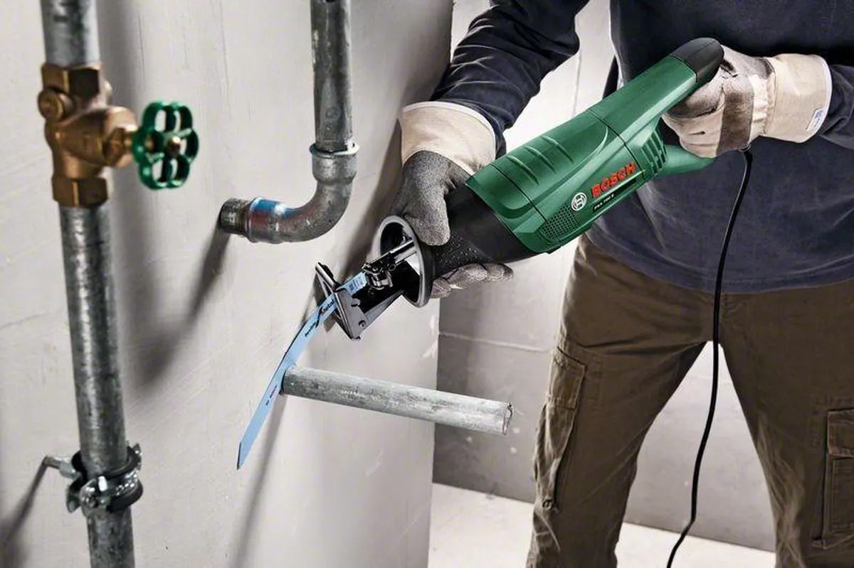 Bosch PSA 700 E Reciprozaag 710W - Houtzaagblad 2345X