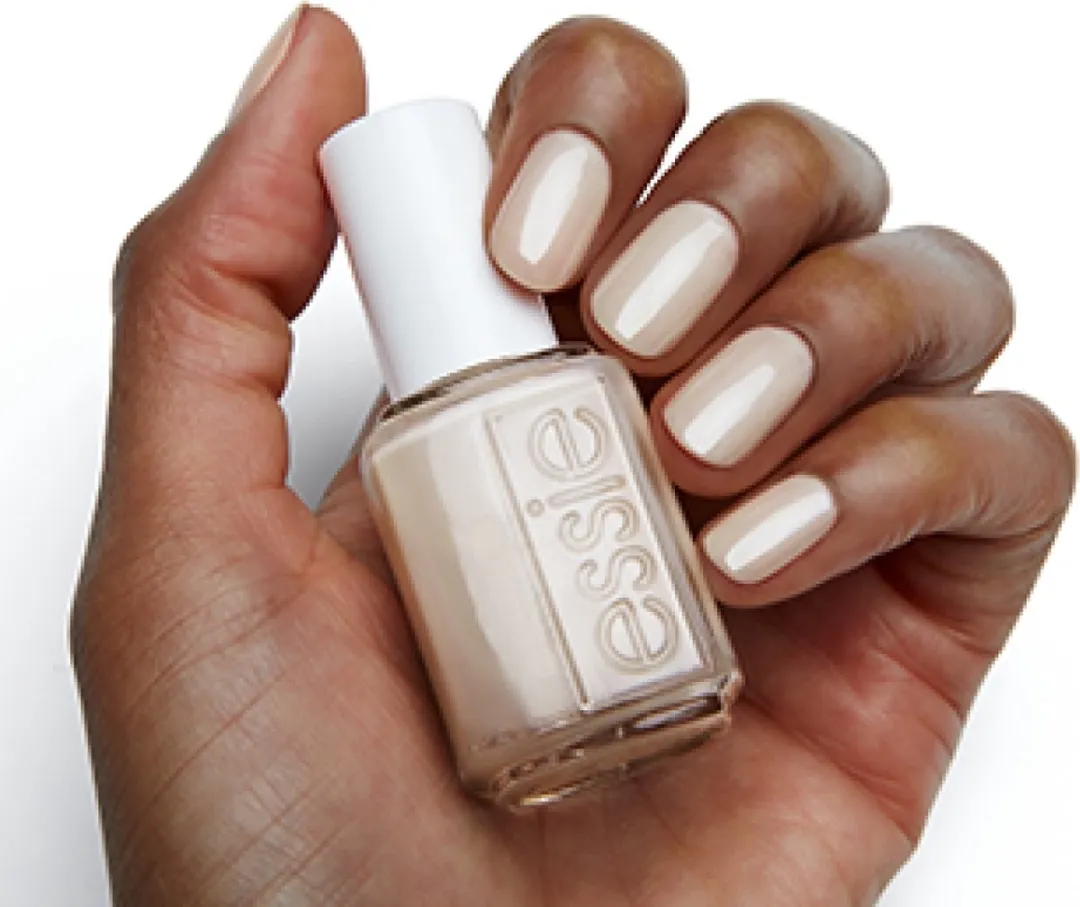 essie Nagellak 542 Pass-port to Sail - Beige