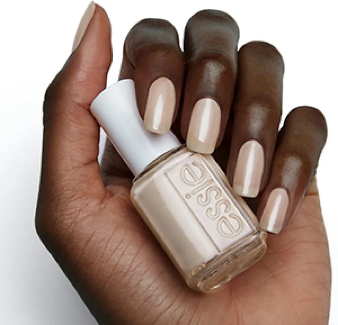 essie Nagellak 542 Pass-port to Sail - Beige