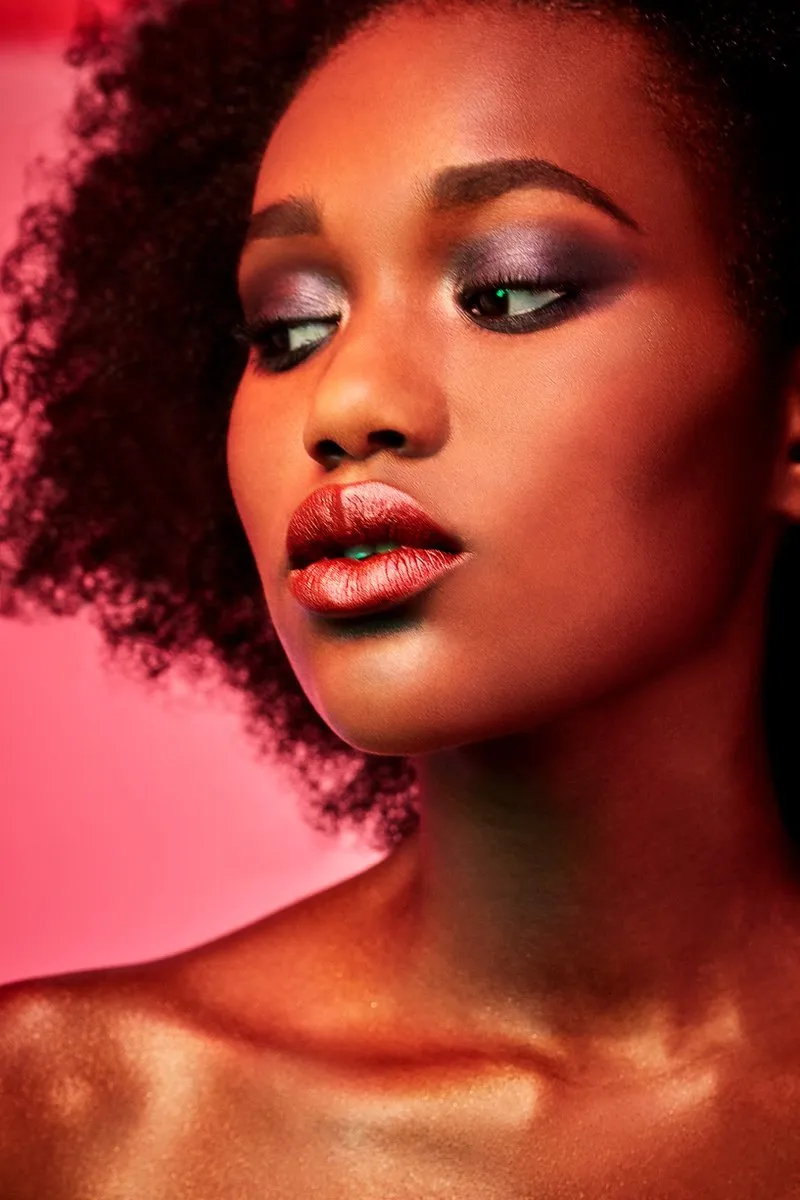 L'Oréal Paris Electric Nights Oogschaduw Palette 02 Electric Night - 9 Kleuren