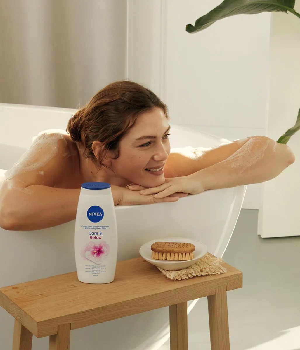 NIVEA Care & Diamond Badschuim 750ml - 6 Stuks