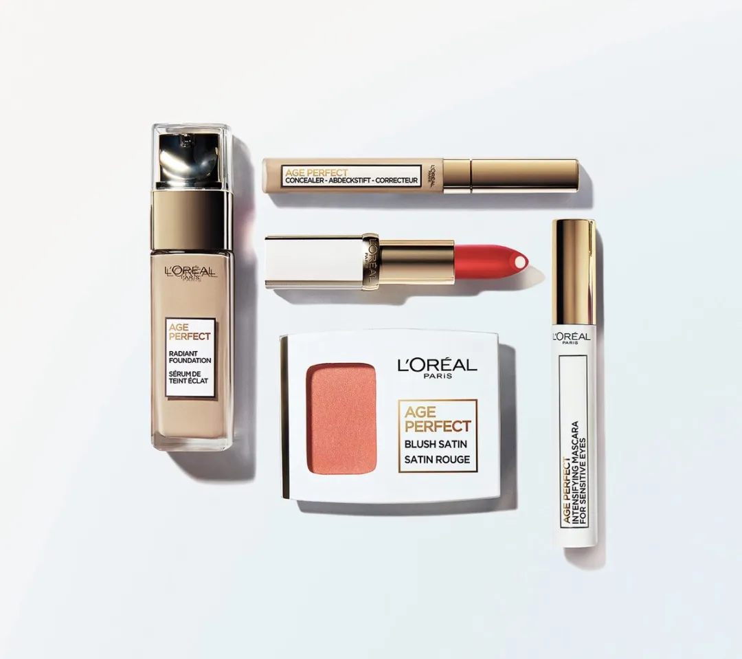 L'Oréal Paris Age Perfect Tinted Dagcrème 01 Light To Medium - 30ml