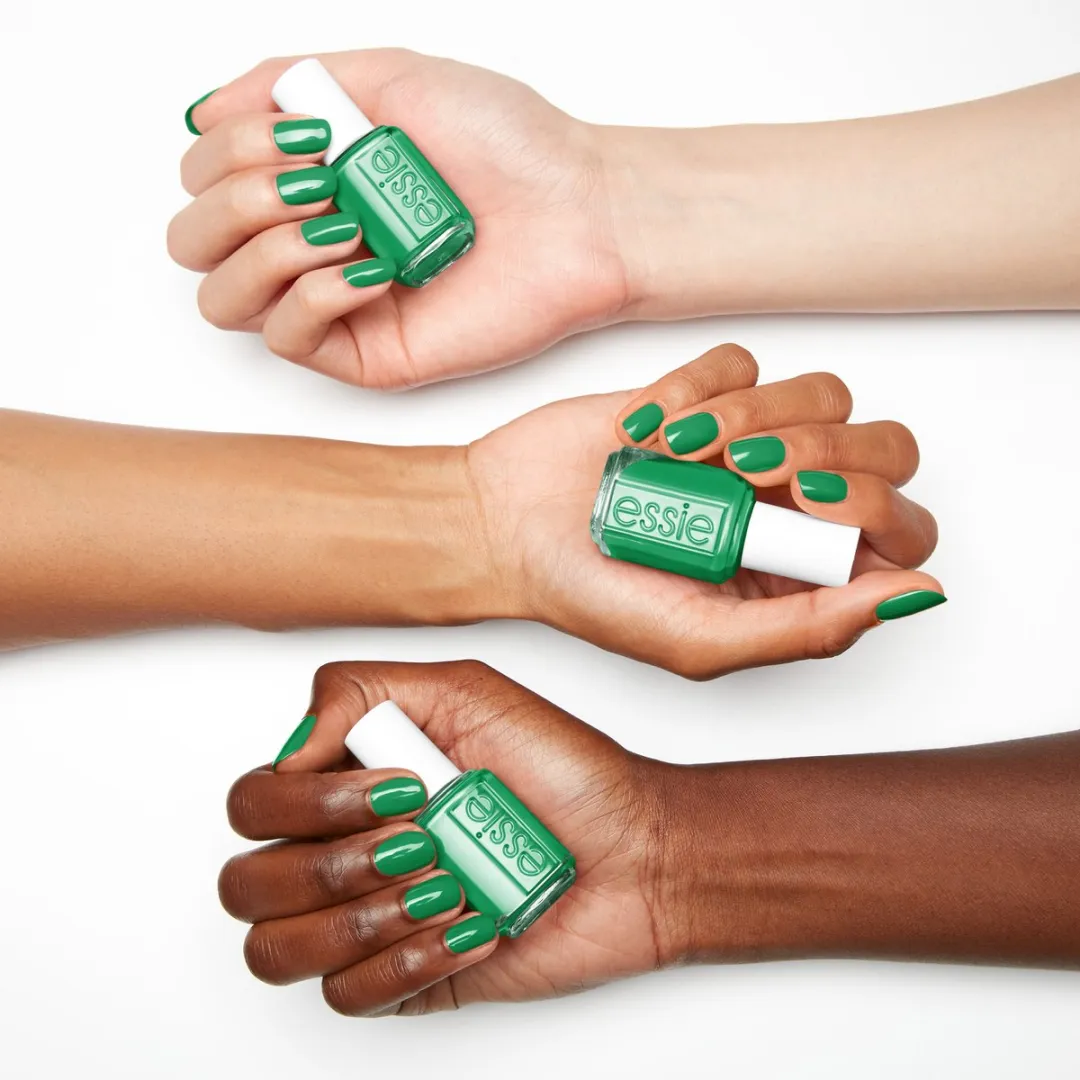 essie Grass Never Greener Nagellak - 13,5 ml - Glossy Groen