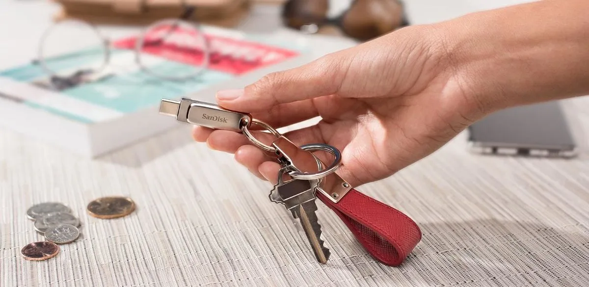 SanDisk Ultra Dual Luxe USB-C 128GB - Zilver