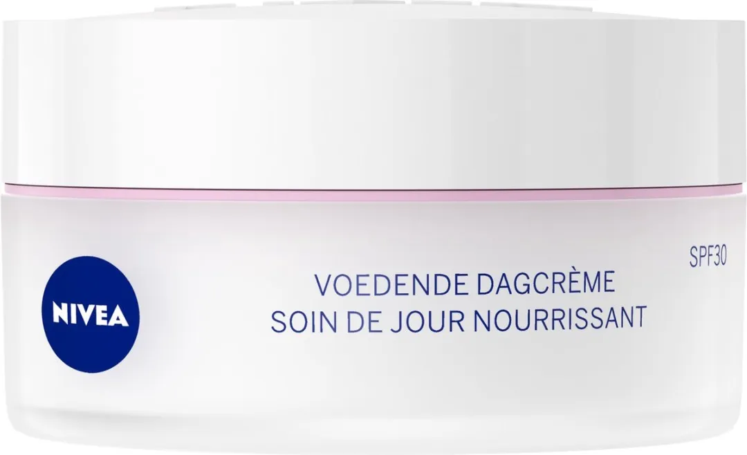 NIVEA Essentials Voedende Dagcrème SPF 30 - 3x50ml