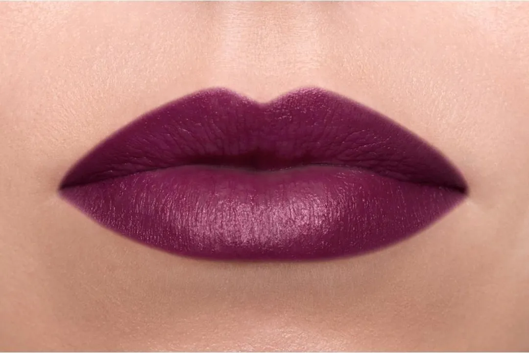 NYX Professional Makeup Suede Matte Lipstick Girl Bye - Electroshock