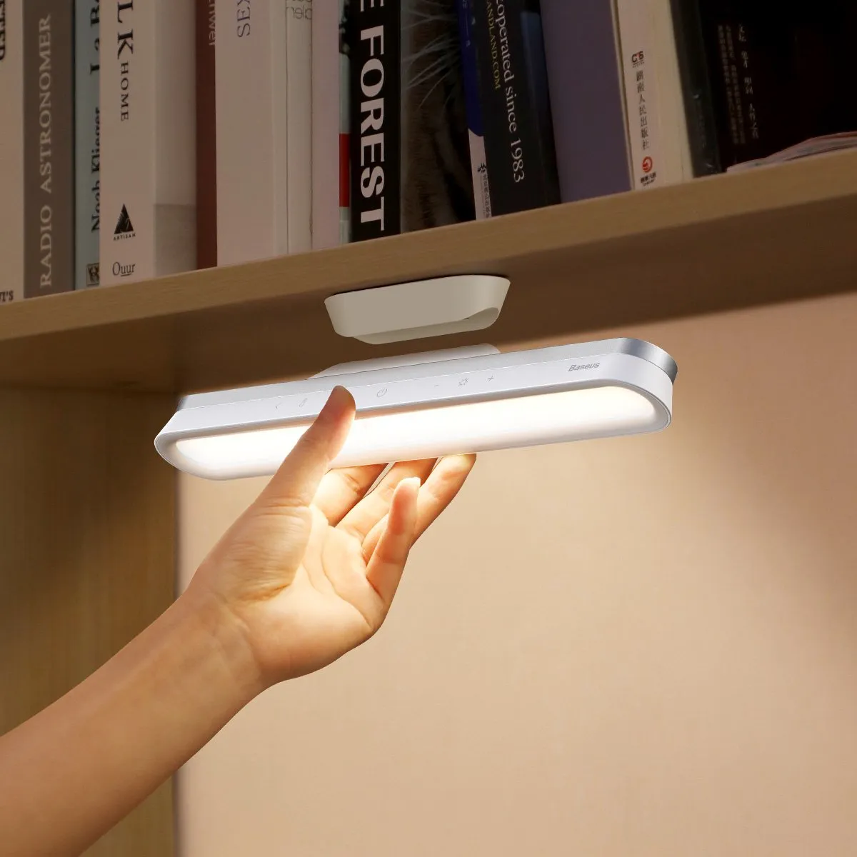 Baseus Pro Magnetische LED Bureaulamp 4.5W - Wit/Zilver - afbeelding 6 van 6