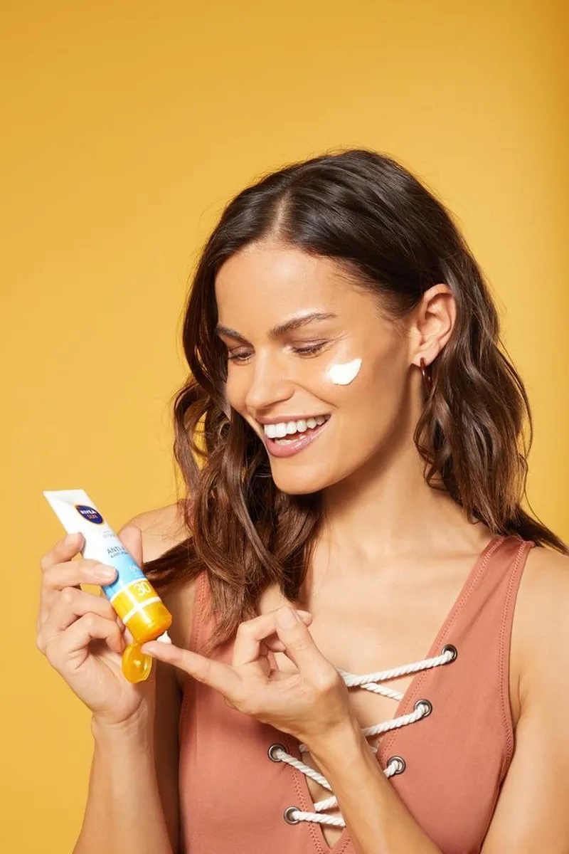 NIVEA SUN Face Shine Control Zonnebrandcrème SPF 30 - 50ml
