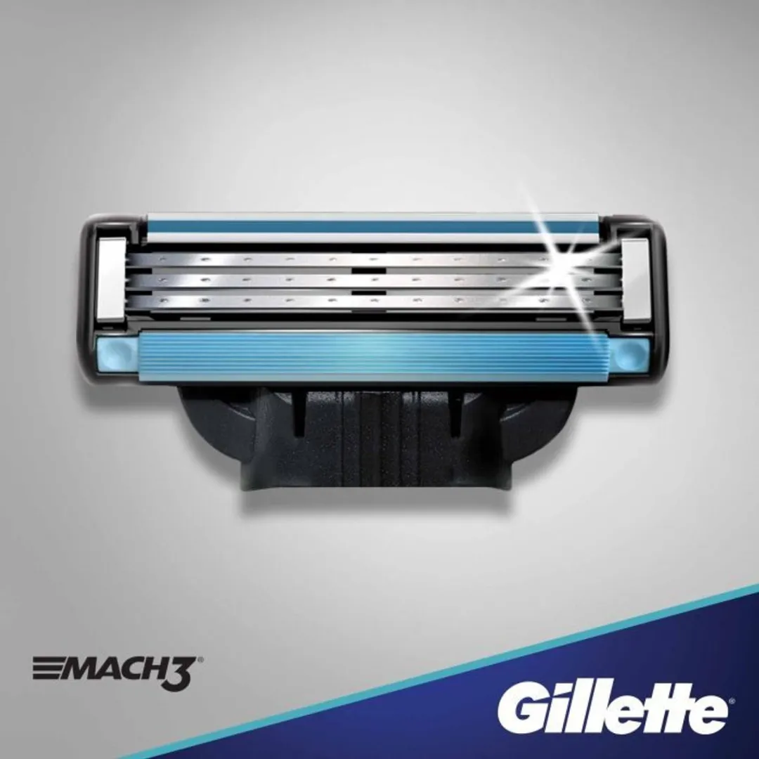 Gillette Mach3 Scheerset - 5 Mesjes - Blauw/Zilver/Zwart