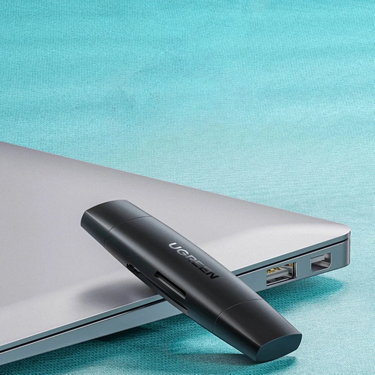 Ugreen CM304 SD-kaartlezeradapter - USB-A/USB-C - Zwart