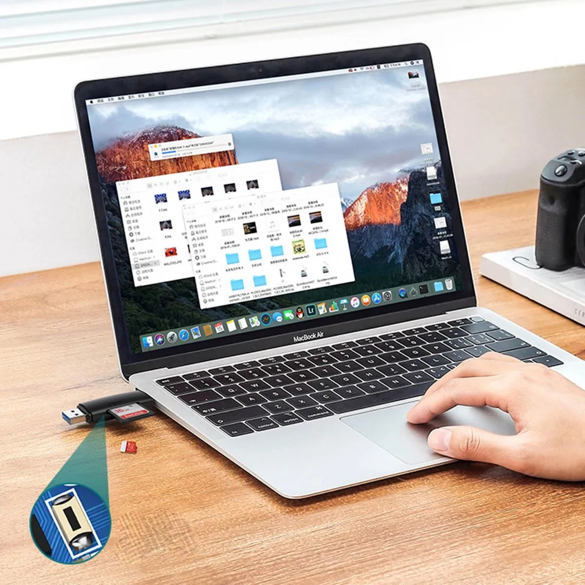 Ugreen CM304 SD-kaartlezeradapter - USB-A/USB-C - Zwart