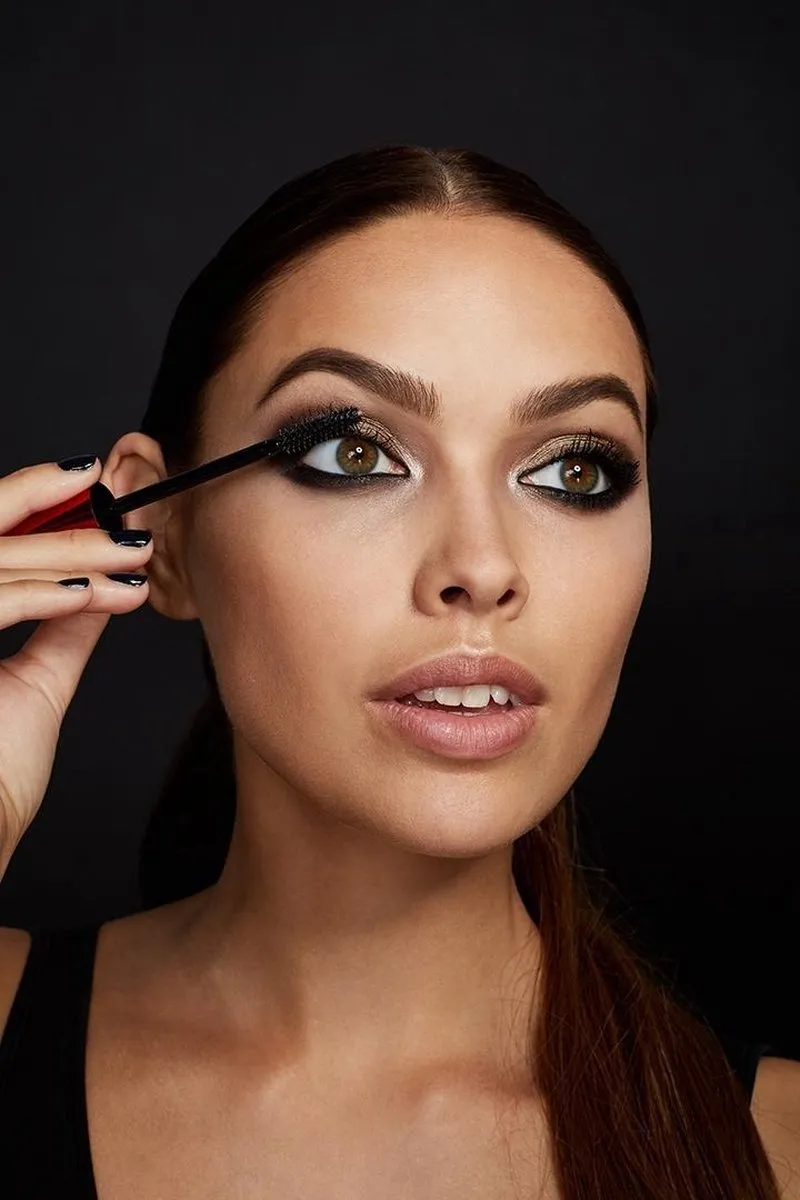 Maybelline Mascara Drama Pushup 002 Brown