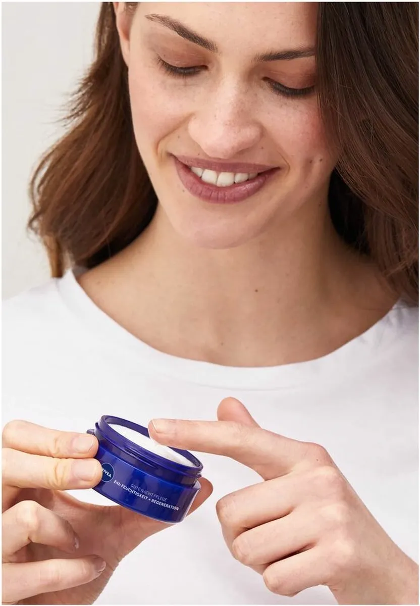 NIVEA Essentials Nachtcrème Hydraterend - 3x50ml