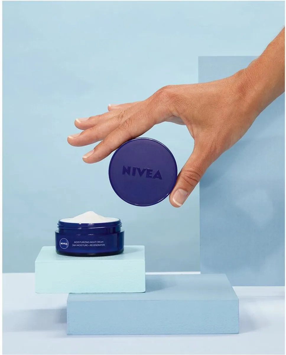 NIVEA Essentials Nachtcrème Hydraterend - 3x50ml