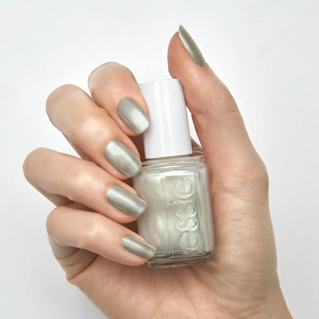 Essie Nagellak 551 All Daisy Long - 13.5ml