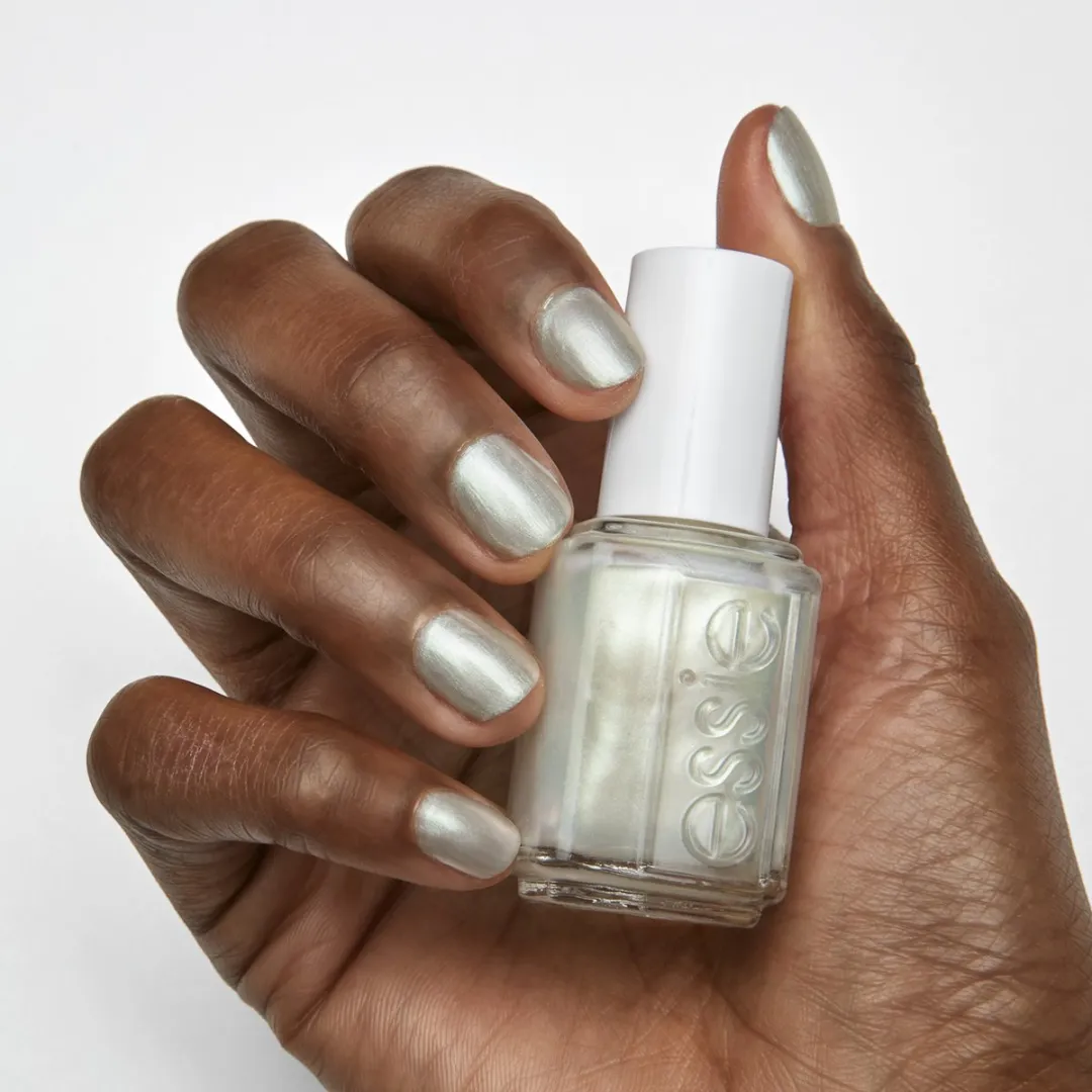 Essie Nagellak 551 All Daisy Long - 13.5ml