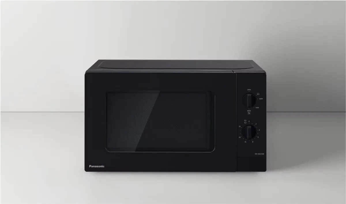Panasonic NN-SM22QBEPG Magnetron 800W - Zwart