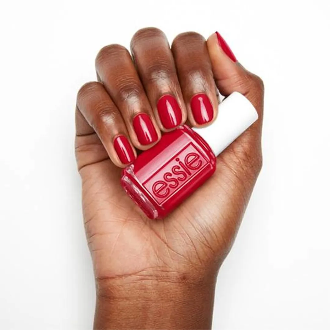 essie Nagellak 750 Not Red-y For Bed - Rood