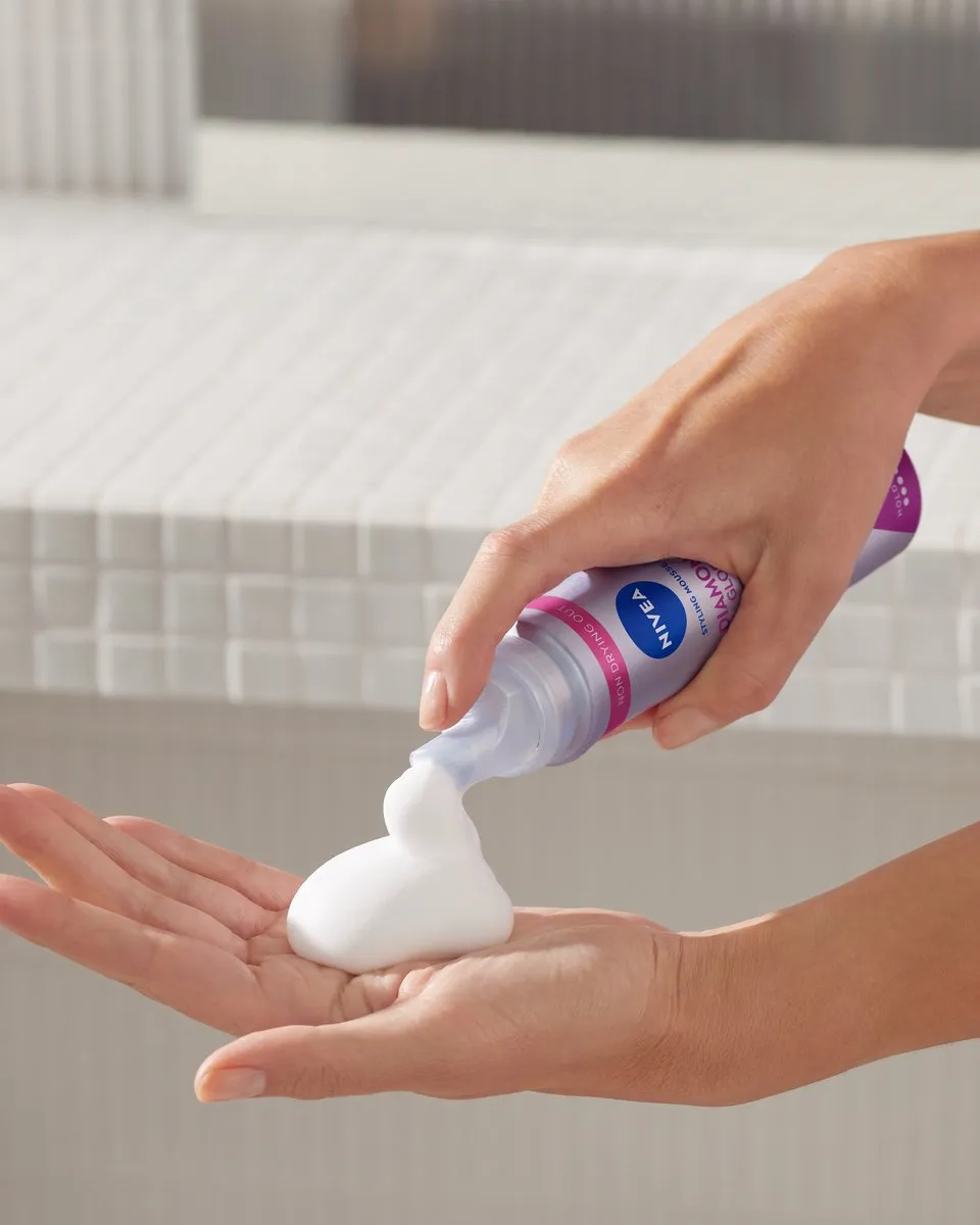 NIVEA Extra Strong Styling Mousse 6x150ml - Panthenol & Vitamine B3