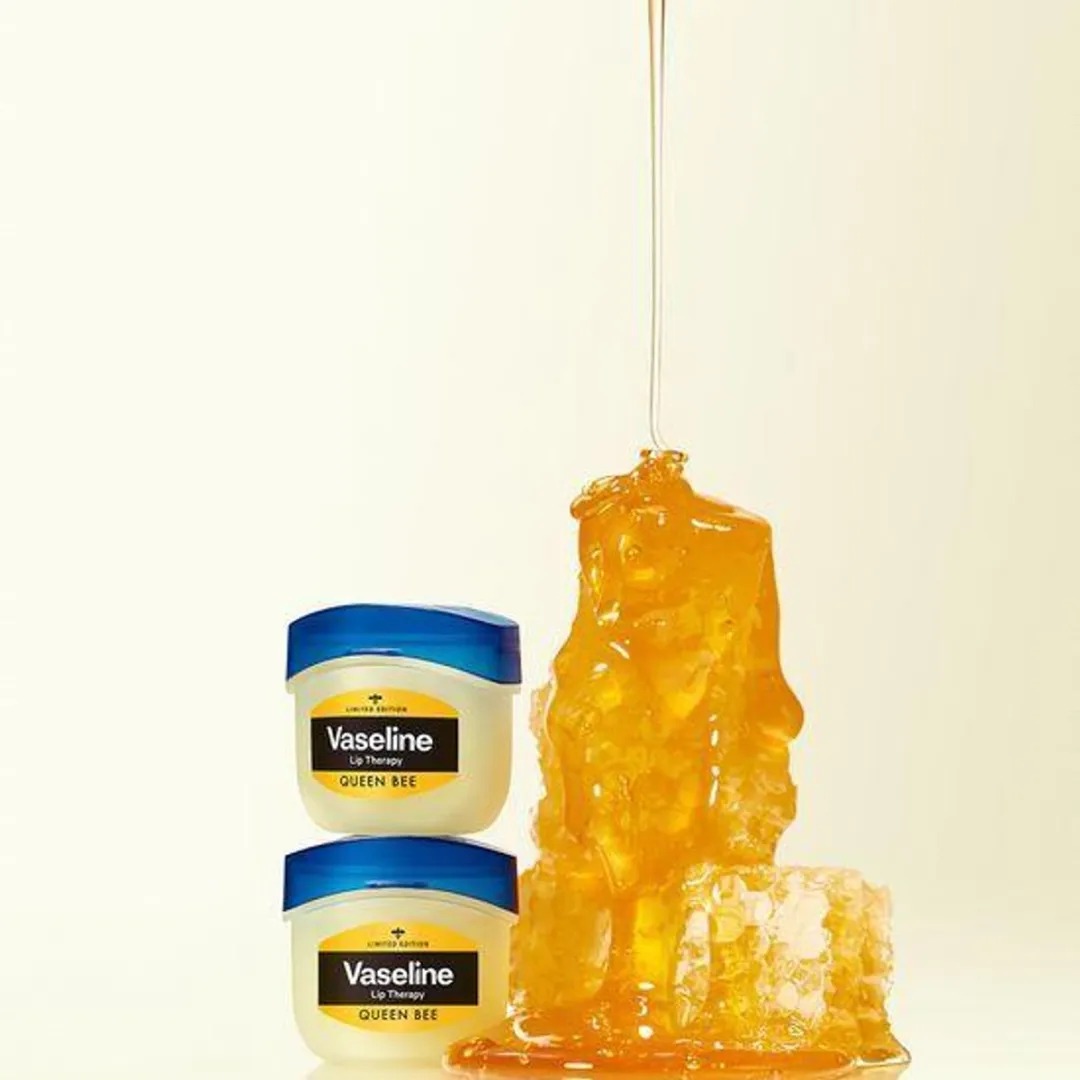 Vaseline Queen Bee Liptherapie 7g