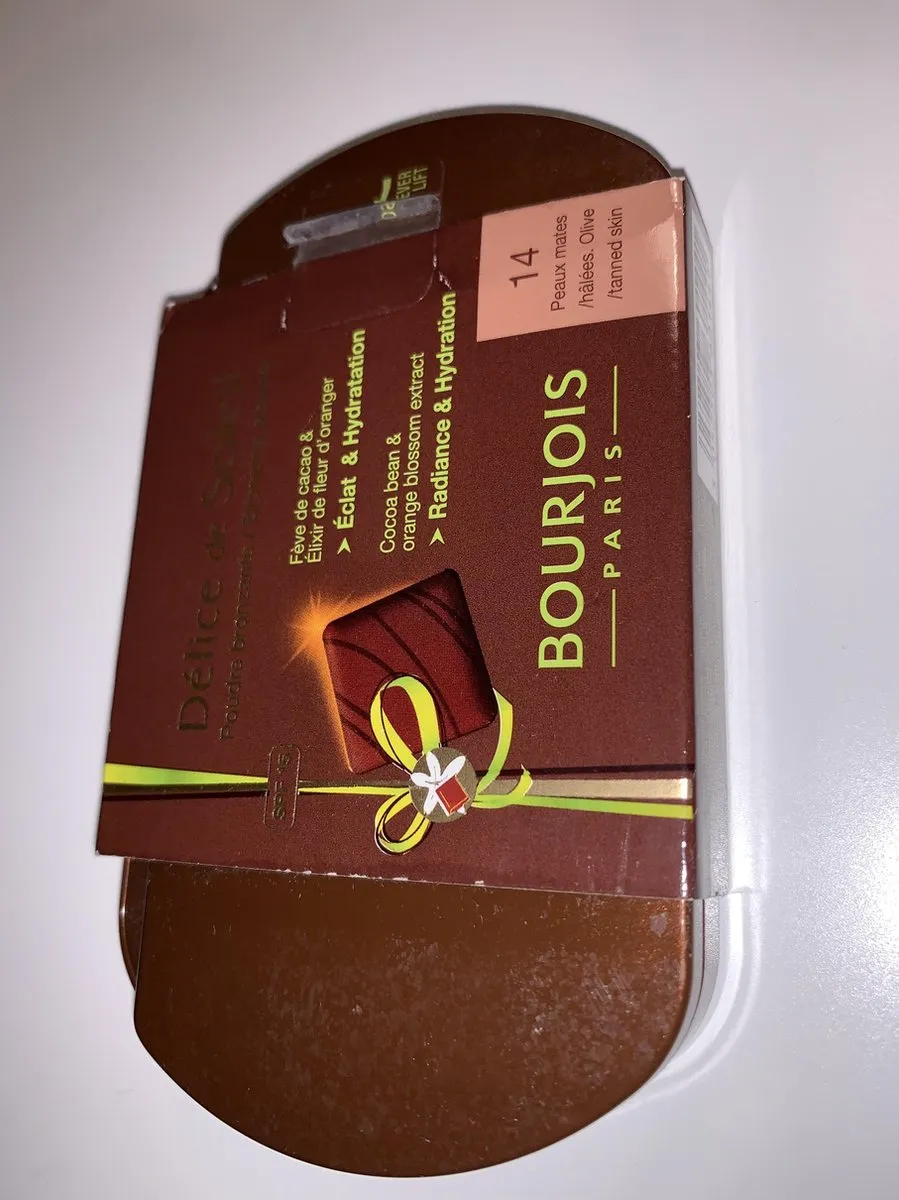 Bourjois Délice de Soleil Bronzing Powder SPF 15 - 14 Peau mates