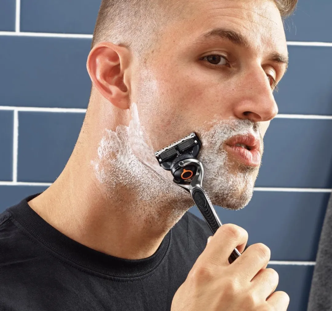 Gillette Fusion5 Proglide Starterset - 4 Mesjes - Zwart
