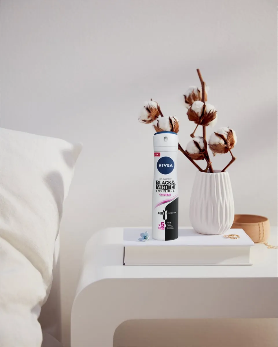 NIVEA Invisible Black & White Anti-Transpirant Spray 72H - 6x150ml