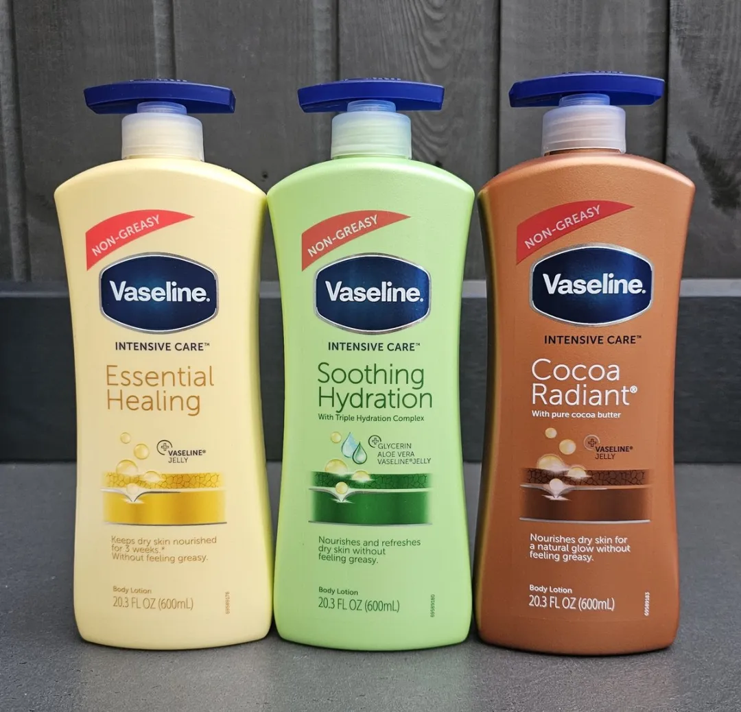 Vaseline Intensive Care Cocoa Radiant Bodylotion - 1800ml (3x600ml)