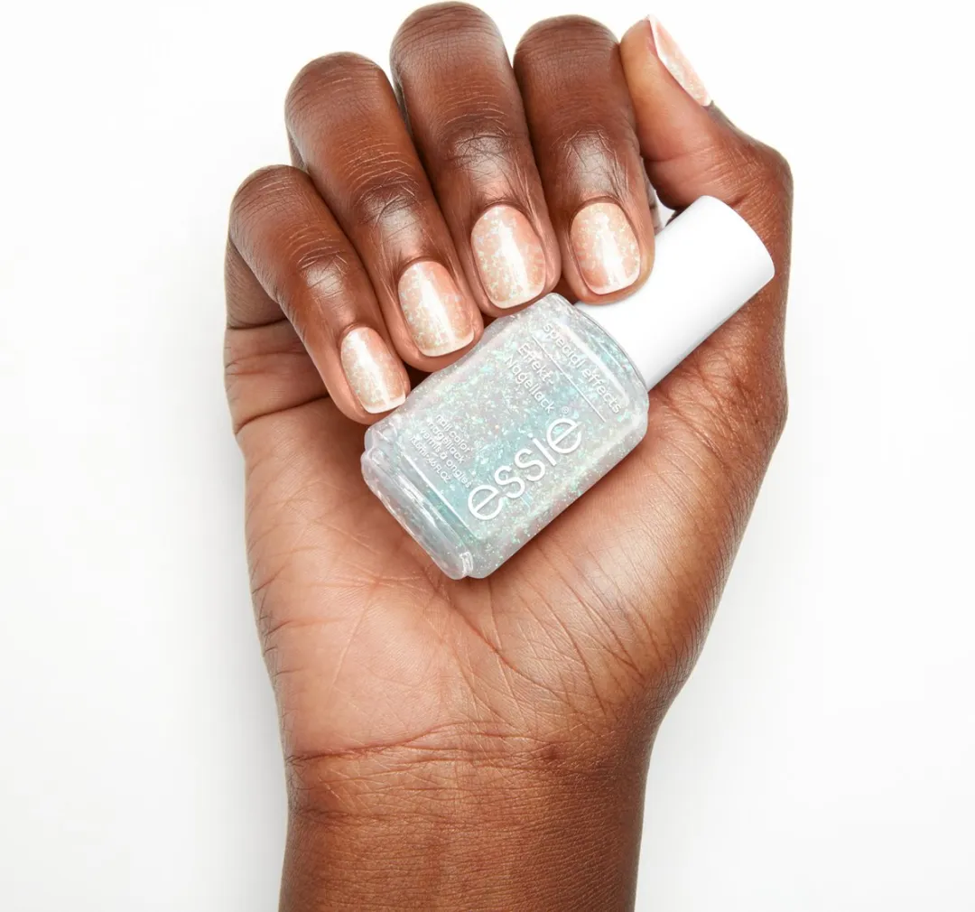essie Nail Art Studio 7 Identity Illusion Nagellak - Glinsterend wit 13,5ml - afbeelding 6 van 6