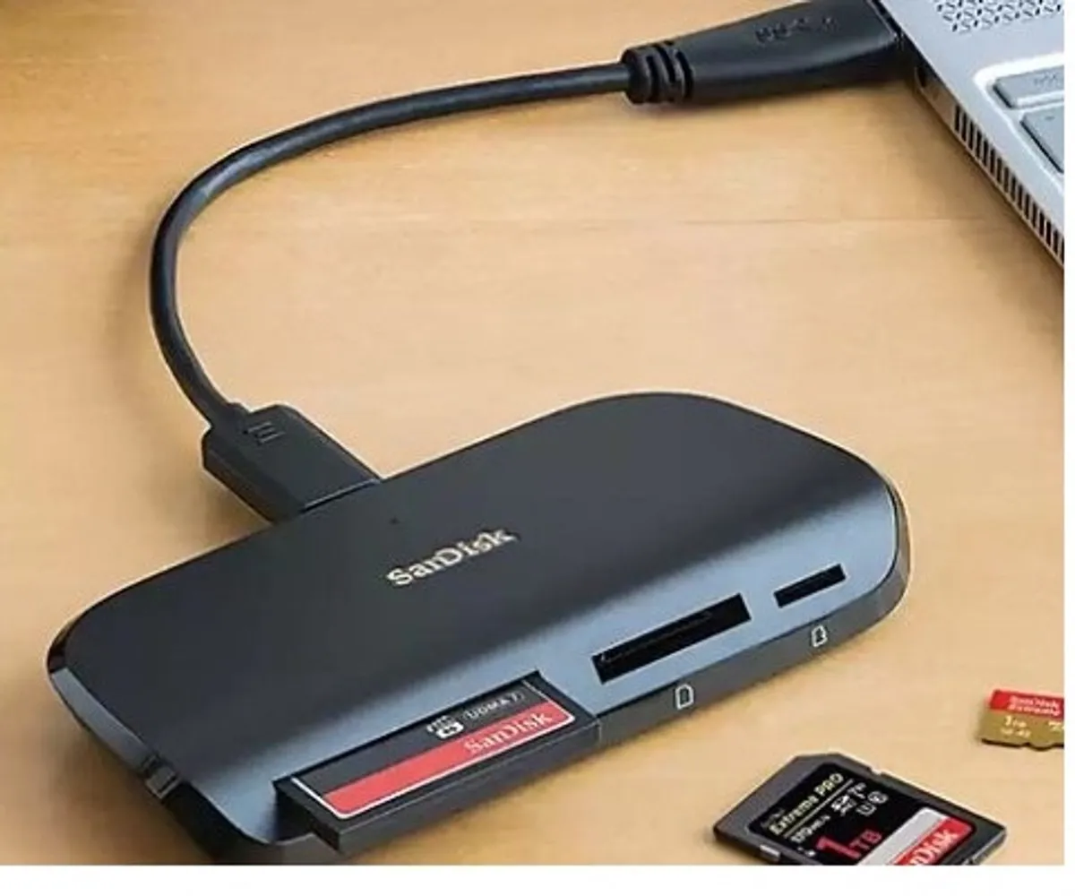 SanDisk SDDR-A631-GNGNN Geheugenkaartlezer - USB-C - Zwart
