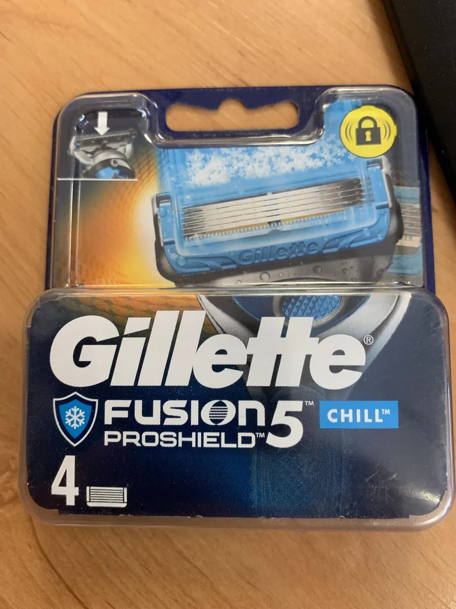 Gillette X4 ProShield Fusion 5 Mesjes - Blauw