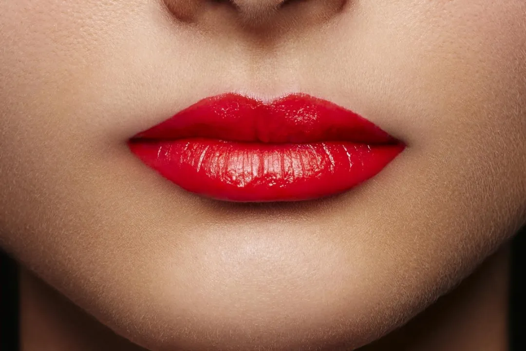 L'Oréal Paris Infallible Lip Paint Matte Lippenstift 204 Red Actually - 8ml - afbeelding 6 van 6