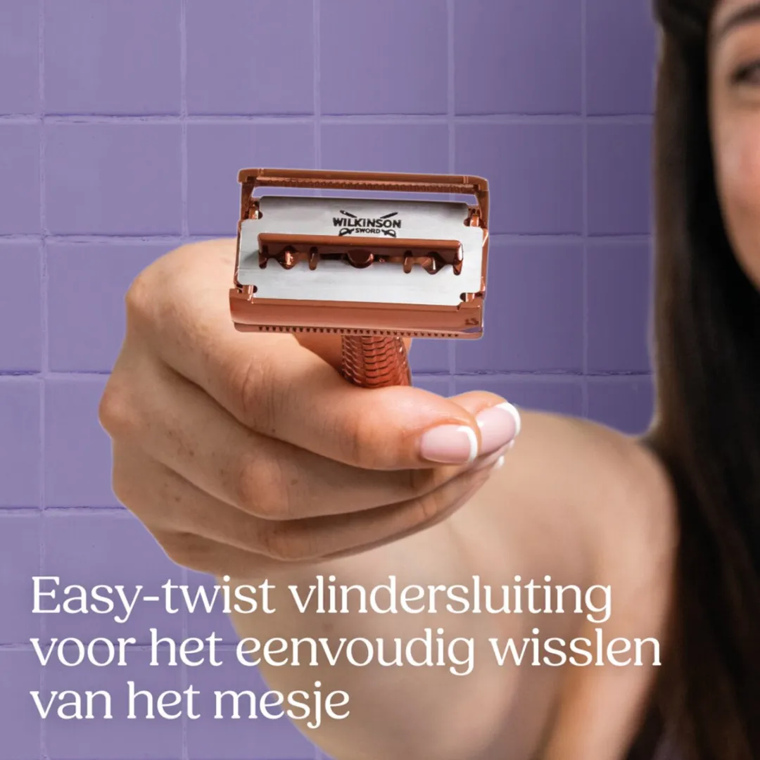 Wilkinson Sword Intuition Rose Gold Navulmesjes - 45 Stuks